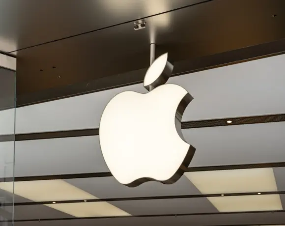 Apple cède aux règles européennes DMA et ajuste sa politique pour les développeurs