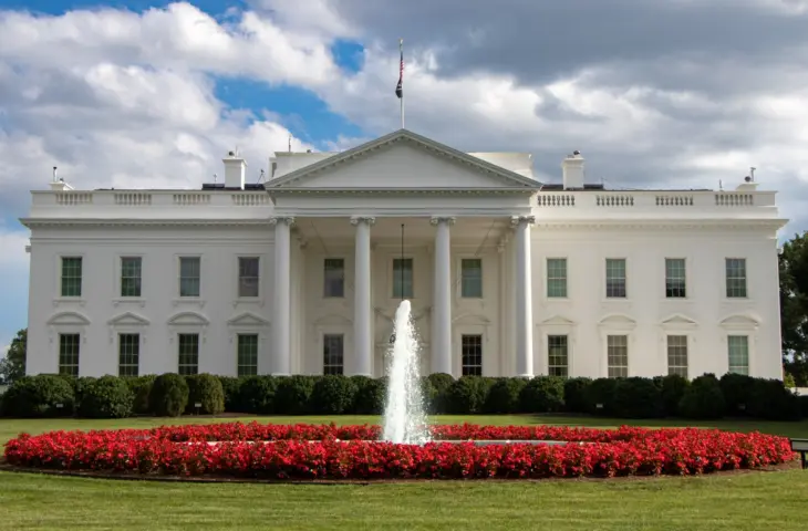 Les États-Unis qualifient les amendes européennes infligées à Apple et Meta d”exploitation économique’