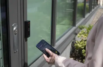 Axis Communications Bluetooth reader