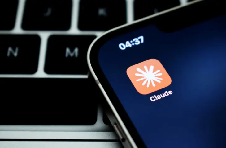 Une faille d’architecture permet l’installation du malware Claud via une extension sans intervention humaine
