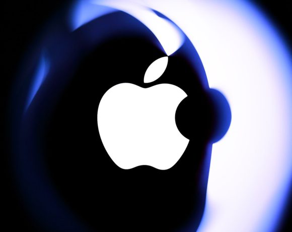 Apple travaille avec Broadcom sur sa propre puce d’IA